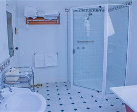 Duck House - The, - Accommodation Australia 3