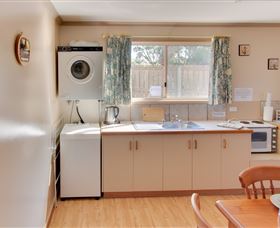 Amos House And Swansea Ocean Villas - Local Tourism 1