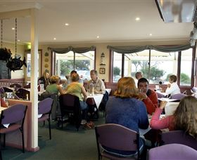 Amos House And Swansea Ocean Villas - Local Tourism 2