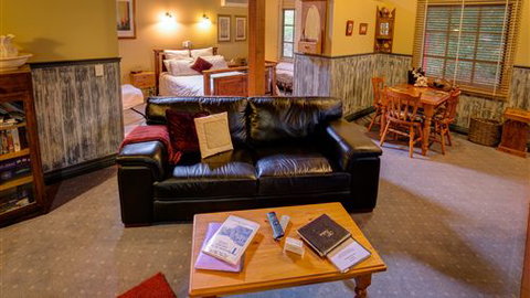 Trawool Cottages & Farmstay - Accommodation Australia 6