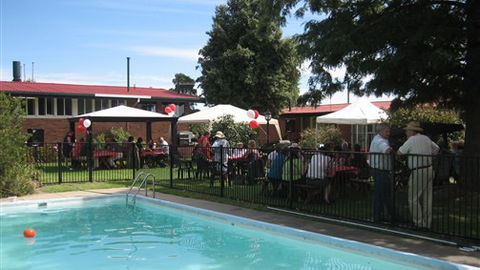 Captains Lodge International - Accommodation Australia 1
