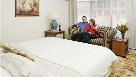 Captains Lodge International - Accommodation Australia 5