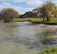 Kangaroo Lake Caravan Park - Accommodation Australia