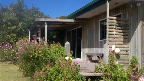 Clifton Beach Lodge - Local Tourism 3