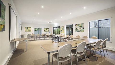 Quest Sale Serviced Apartments - Accommodation Australia 3