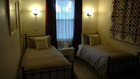 Heytesbury House B&B - Accommodation Australia 3