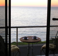 Clifftop Accommodation Portland Victoria - Local Tourism