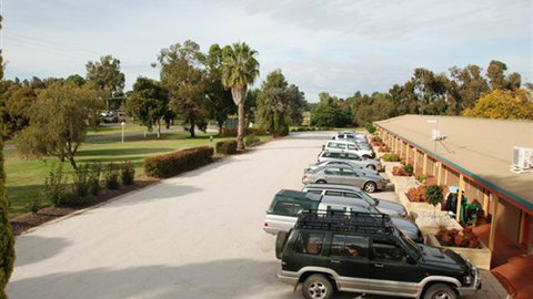 Barooga Country Inn Motel - Local Tourism 1