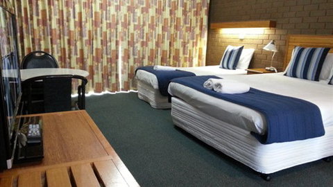 Barooga Country Inn Motel - Local Tourism 0