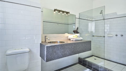 Best Western Geelong Motor Inn - Local Tourism 1