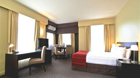 Comfort Inn & Suites City Views - Accommodation Australia 1