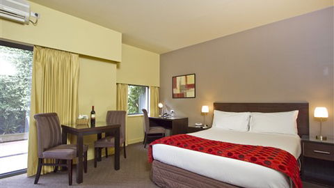Comfort Inn & Suites City Views - Accommodation Australia 2