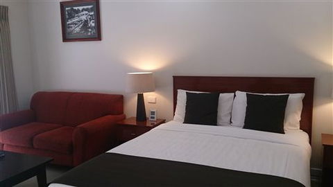 Murray Waters Motor Inn & Apartments - Local Tourism 5