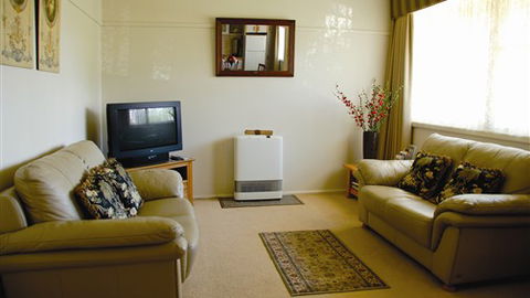 Peel Cottage - Accommodation Australia 0