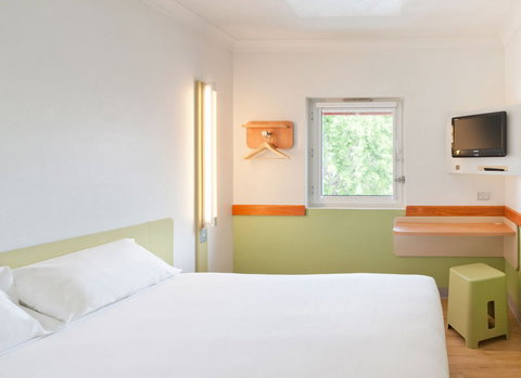 Ibis Budget Hotel Brisbane Airport - Bed n Breakfasts 4