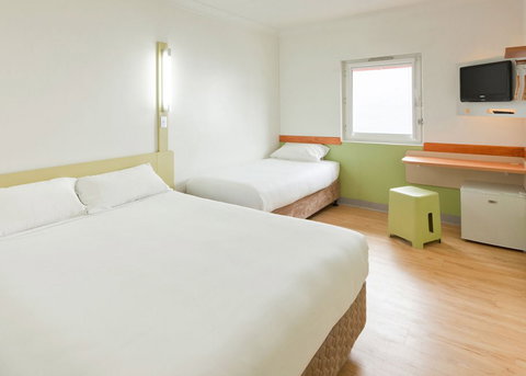 Ibis Budget Hotel Brisbane Airport - Bed n Breakfasts 5