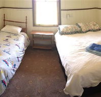 Twin Palms Cottage - Local Tourism