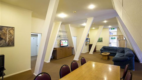 Alpha Ski Lodge - Local Tourism 1