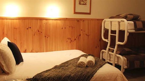 Feathertop Alpine Lodge - Local Tourism 6