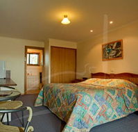 Little Desert Nature Lodge - Local Tourism