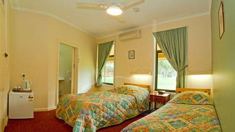 Little Desert Nature Lodge - Accommodation Australia 1