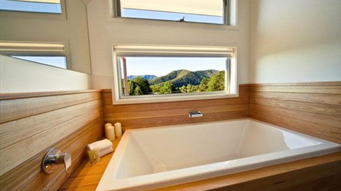 Aalborg Bright - Australia Shopping 3