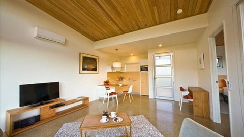 Aalborg Bright - Australia Shopping 4