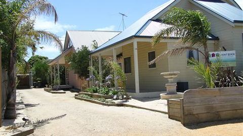 Front Beach Torquay Beach Houses - Local Tourism 5