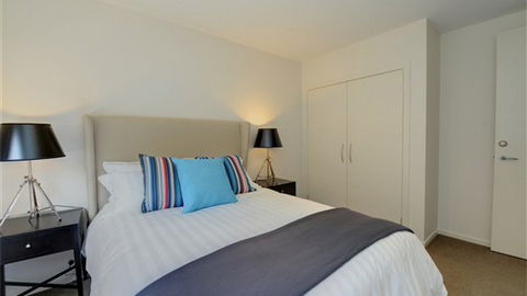 Newington Lake House - Accommodation Australia 4