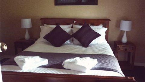 Amelda's Towerhill - Local Tourism 4