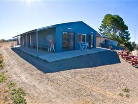 Almerta Station - Australia Shopping 2