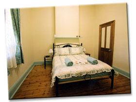 Black Jack Get-A-Way - Nana's Home - Accommodation Australia 0