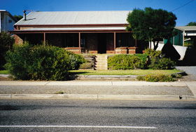 Botts Beach Retreat - Local Tourism 1