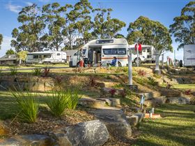 Hahndorf Resort Tourist Park - Bed n Breakfasts 2