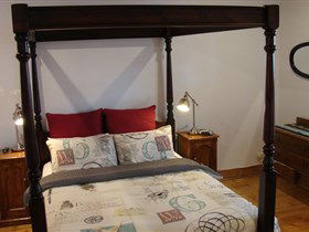 Trafalgar Premium Vintage Suites - Accommodation Australia 3