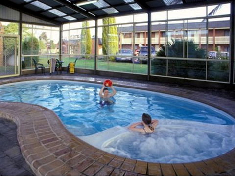 Arkana Motor Inn & Terrace Apartments - Local Tourism 0