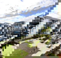 Assured Waterside Apartments - Accommodation Australia