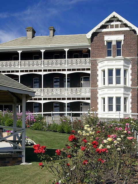 Auldington Hotel - Local Tourism 1