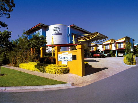 Australis Noosa Lakes - Local Tourism 0