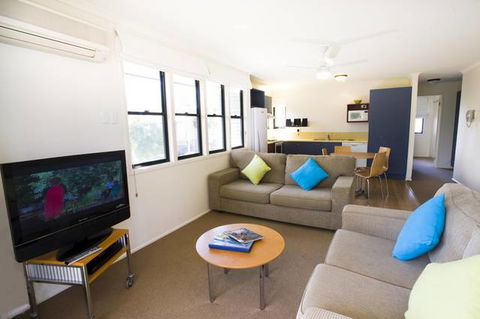 Australis Noosa Lakes - Local Tourism 2