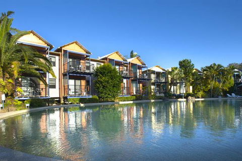 Australis Noosa Lakes - Local Tourism 3