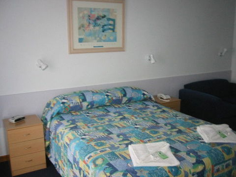 Bass & Flinders Motor Inn - Local Tourism 1