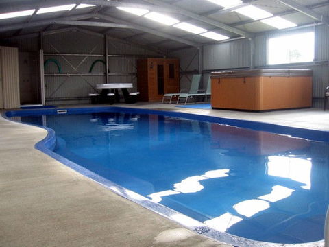Bass & Flinders Motor Inn - Local Tourism 3