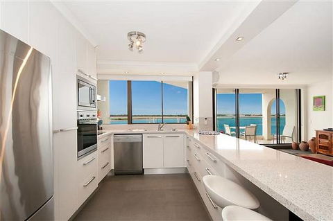 Beaconlea Tower Apartments - Accommodation Australia 0