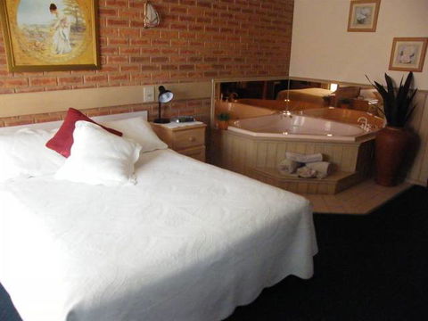 BEST WESTERN Colonial Motor Inn Bairnsdale - Accommodation Australia 1