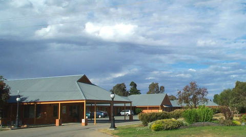 Bishop's Lodge Motor Inn - Accommodation Australia 0