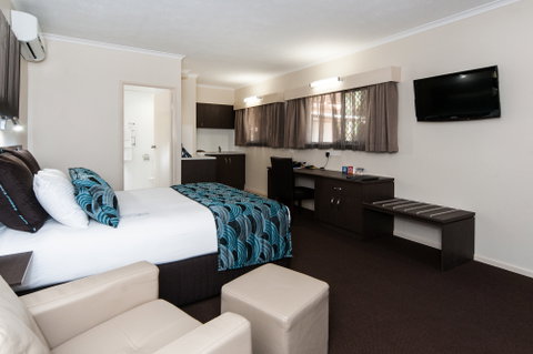 Comfort Inn & Suites Robertson Gardens - Accommodation Australia 6