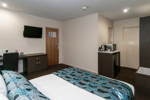 Comfort Inn & Suites Robertson Gardens - Accommodation Australia 8