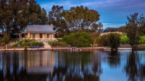 Stonewell Cottages And Vineyards - Accommodation Australia 2