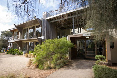 Apollo Bay Eco YHA - Local Tourism 0